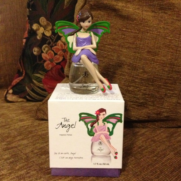 Traded - Arbonne Fragrance "The Angel"