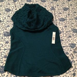 Tahari sweater