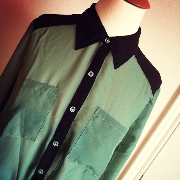 SOLD ON SALE Green Black Colour Blocked Shirt - Picture 2 of 4