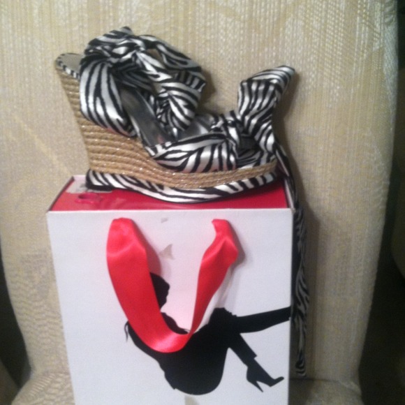 Paris Hilton wedges