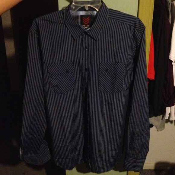 One 90 one slim fit male shirt - Picture 2 of 4