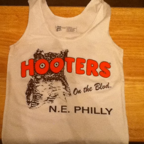 Hooters waitress outfit