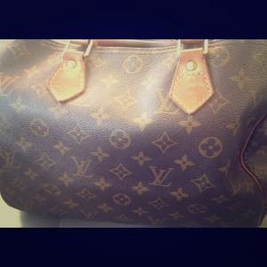 Louis Vuitton Speedy 30