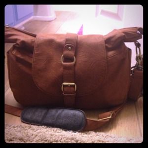 More pictures of the Kelly Moore B Hobo bag