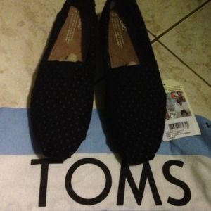 New!! black+pink polka dot TOMS