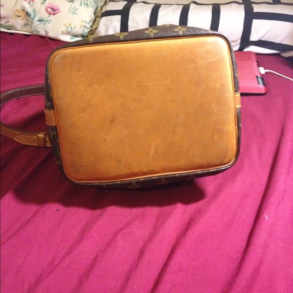 SOLD ON EBAY: Vintage Louis Vuitton Petit Noe - Picture 3 of 4