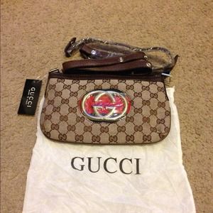 Reserved itemGucci clutch/cross body bag