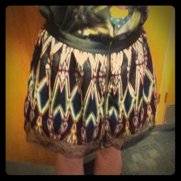 Funky high waisted skirt
