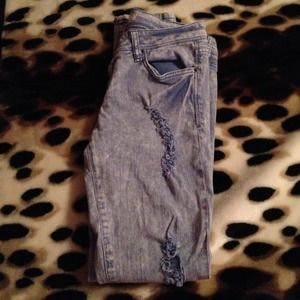 Stylish skinny  jeans :)