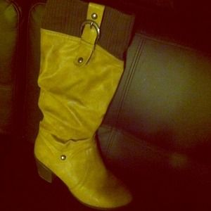 Tall fake leather walking boots with sweater top!