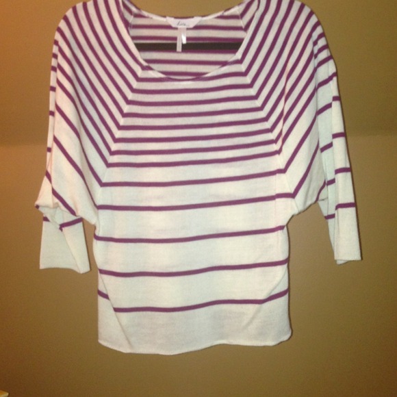 ❤❤TRADED❤❤Purple and white striped sweater