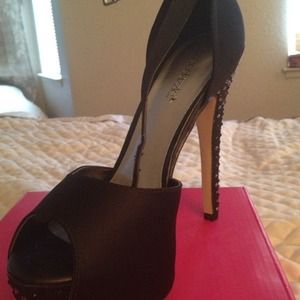 5inch black Heels!