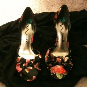 Beautiful NINA heels !!! ❤❤❤❤❤❤