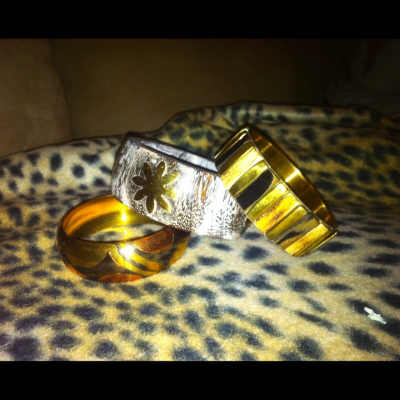 Beautiful Bangles - Picture 2 of 2