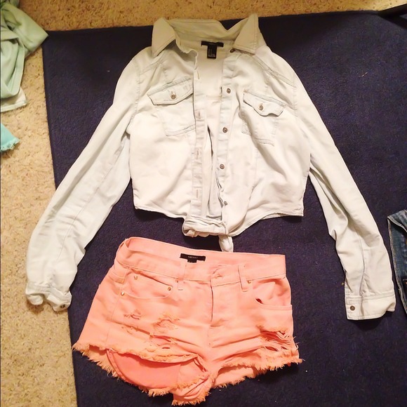 Button up crop top with ties!