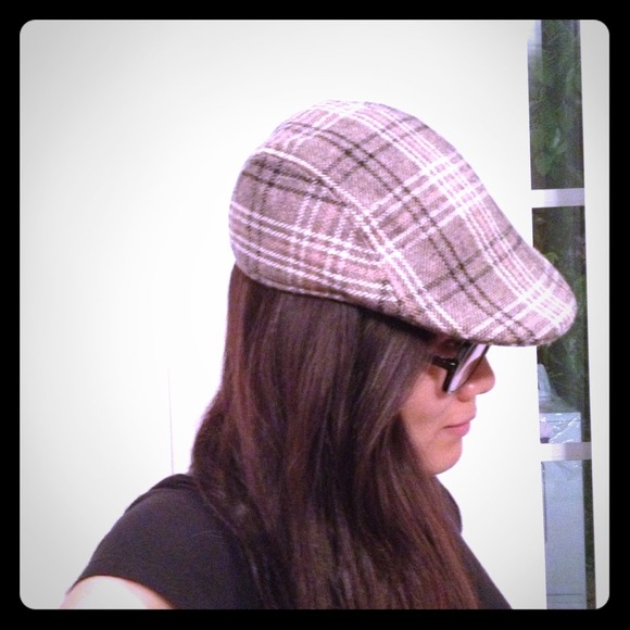 ALDO Accessories - ALDO oxford checker cap