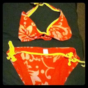 Old Navy bathing suit