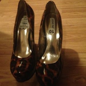 Steve Madden animal print wedges