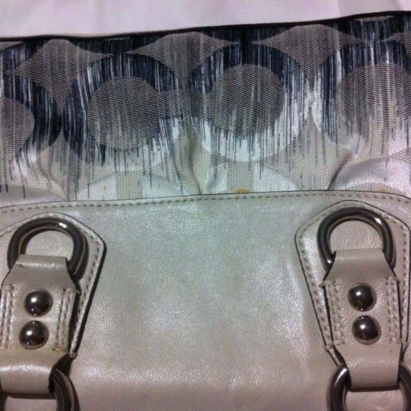 💥REDUCED FROM $400💥 Coach Sabrina 😍 - Picture 3 of 4