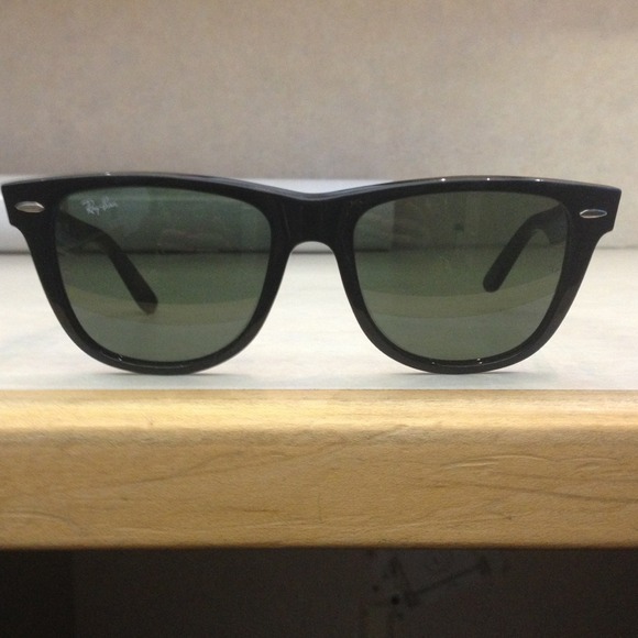 Authentic ray ban wayfarers