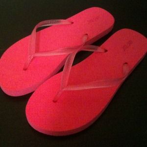 Traded////Pink aerie flip flops gold flipper