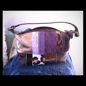 Coach purse used once.