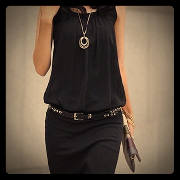 Dresses & Skirts - BLACK SLEVELESS CHIFFON DRESS