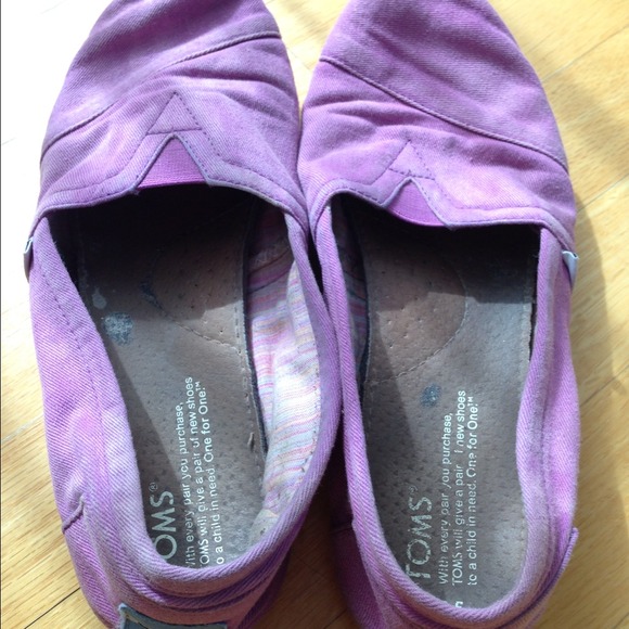 Purple TOMS 💜💜💜
