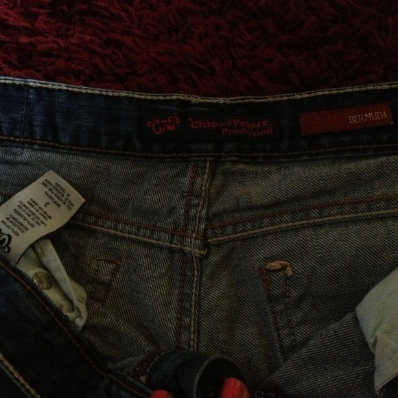Jean shorts - Picture 2 of 4