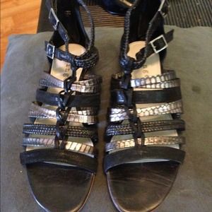 Hinge (Nordstrom) Black & silver gladiator sandals