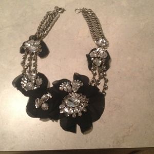Authentic j crew crystal bloom necklace