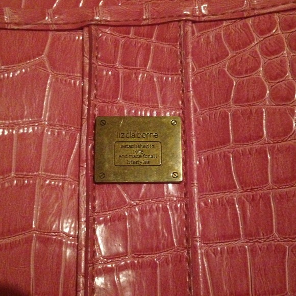 Pink Liz Claiborne purse/ tote - Picture 2 of 4