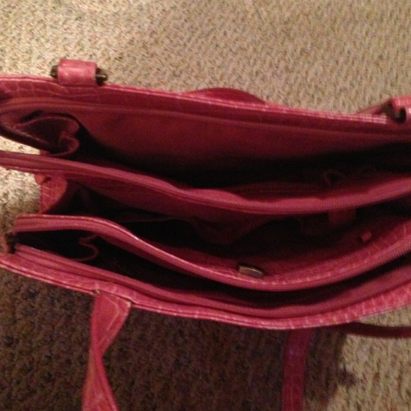 Pink Liz Claiborne purse/ tote - Picture 4 of 4