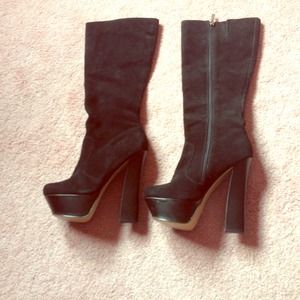 Brand new Jessica Simpson suede boots