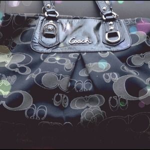 Sold!!!!! Black and Gray COACH purse