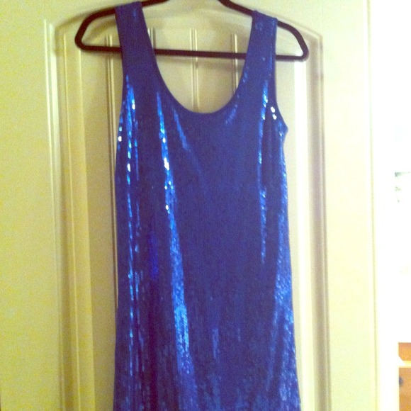 Blue sequin party dress!