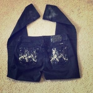 Black Miss Me jeggings.