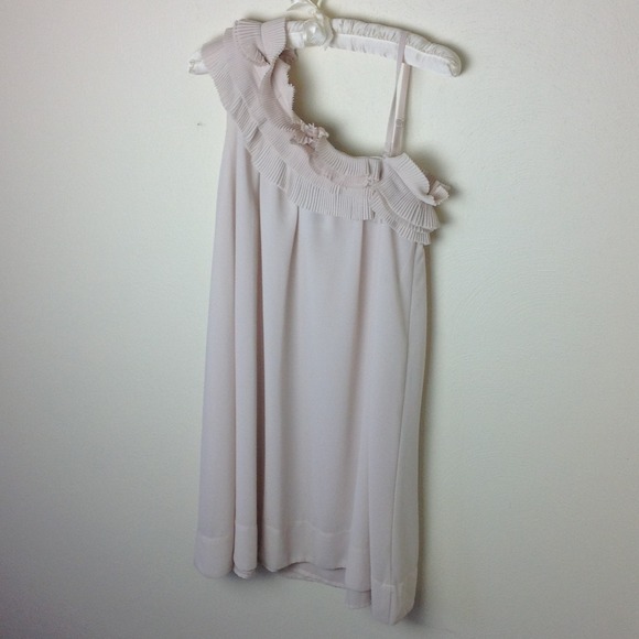 RUFFLE DRESS - Picture 3 of 4