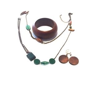 Wood like, green, tan Necklace bracelet & earrings