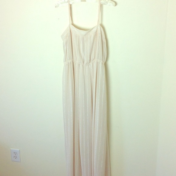 NUDE MAXI DRESS