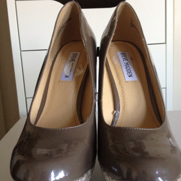 ! Steve Madden woven wedge NWT - Picture 2 of 3