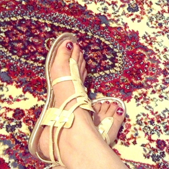 🚫SOLD🚫🎀Spring/Summer sandals🎀