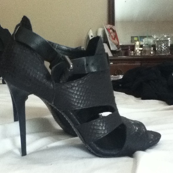 BCBG Maxazria black high heel sandal
