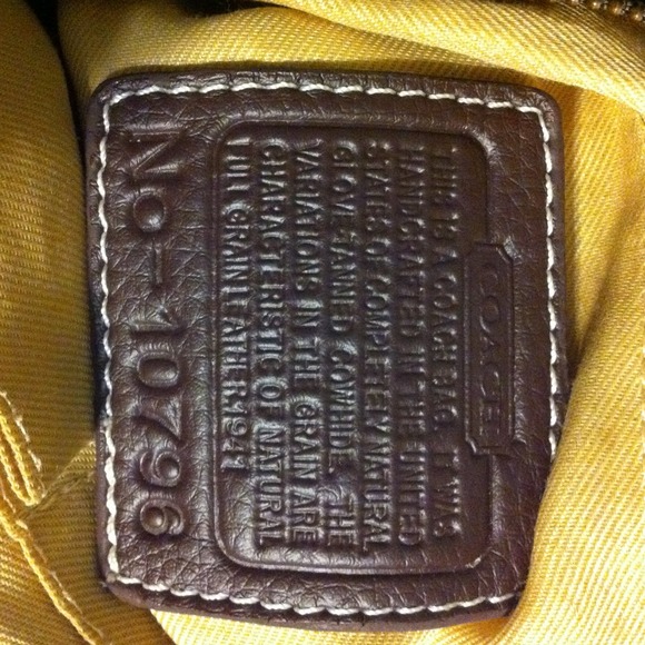 Coach bag. - Picture 3 of 4