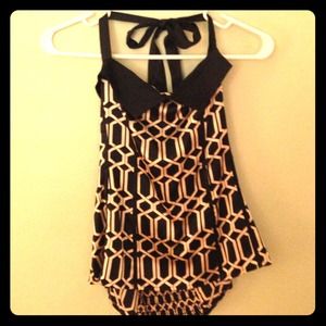 Bebe top, black and gold geometric print