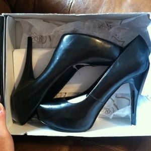 Traded with @noemie ...black pumps!!!