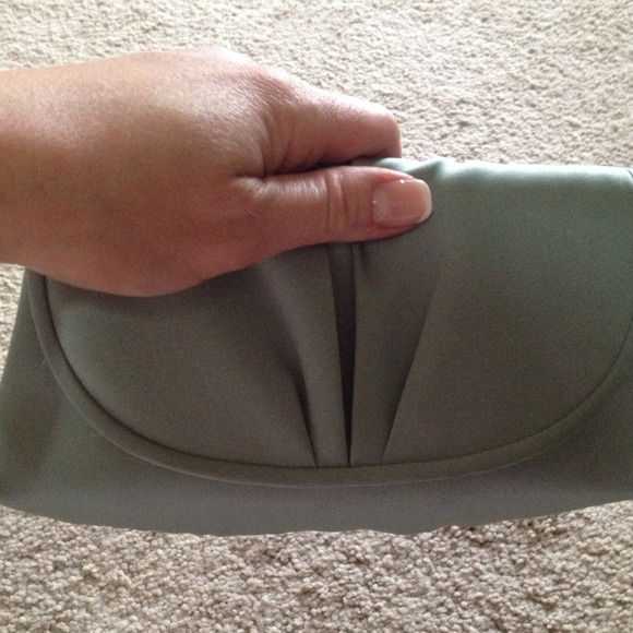 Free with $30 purchase - Picture 4 of 4