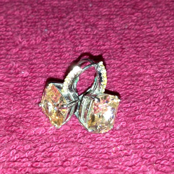 🎀HOLD FOR G🎀  CZ Earrings