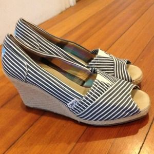 Toms wedges 7 1/2