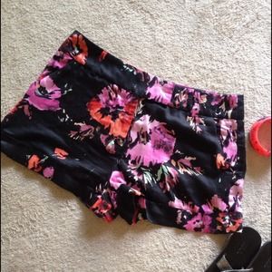 Cute AQUA short pant SIZE SMALL
